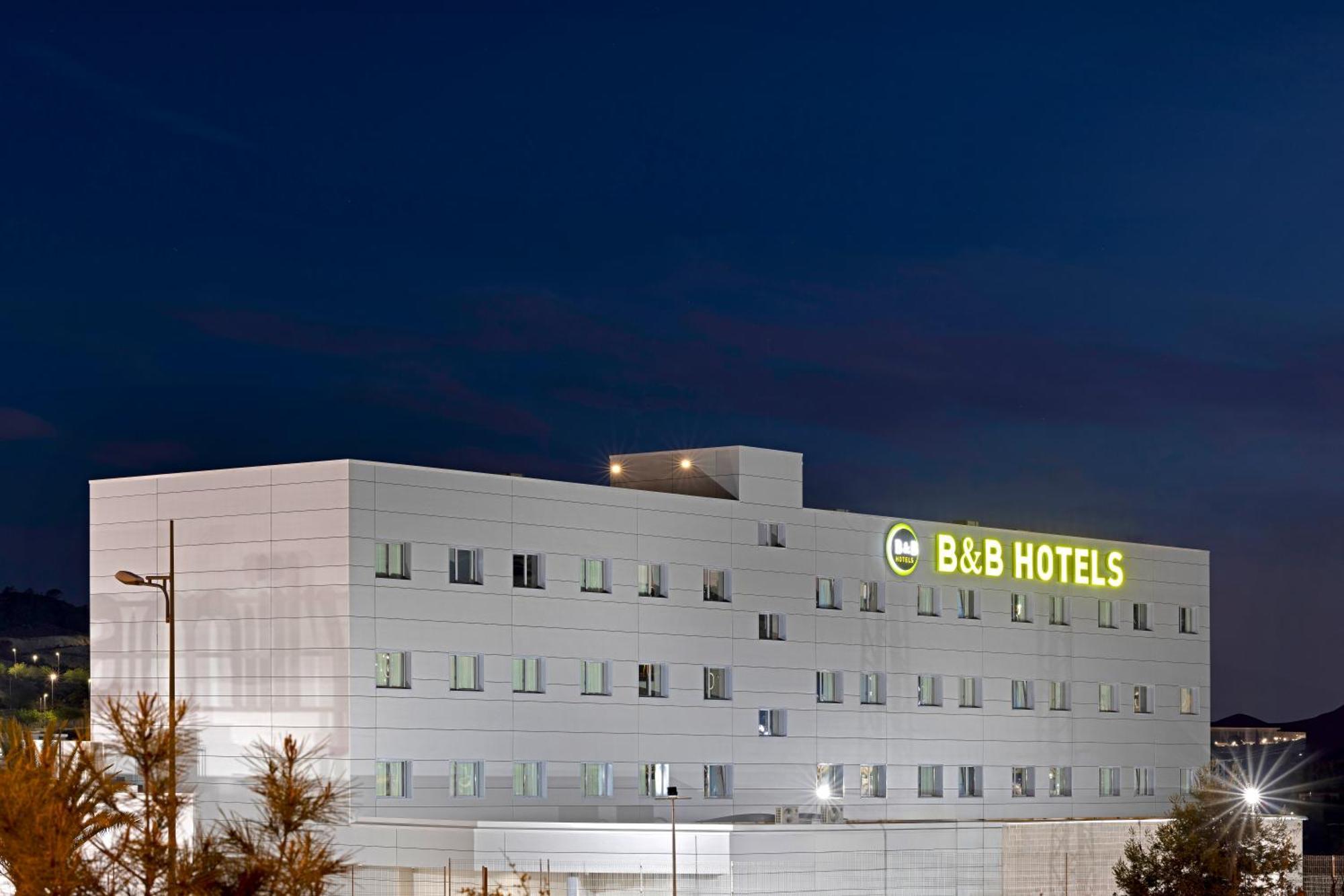 B&B Hotel Benidorm ฟีเนสตรัต ภายนอก รูปภาพ